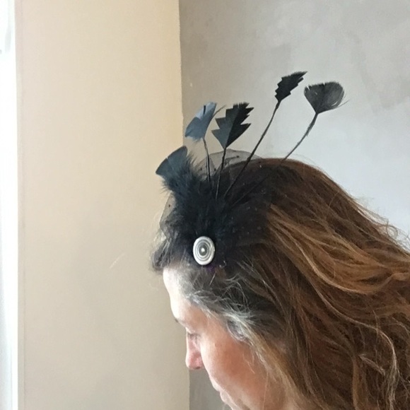Fascinator - Picture 3 of 3